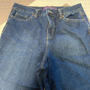 Gloria Vanderbilt Amanda jeans